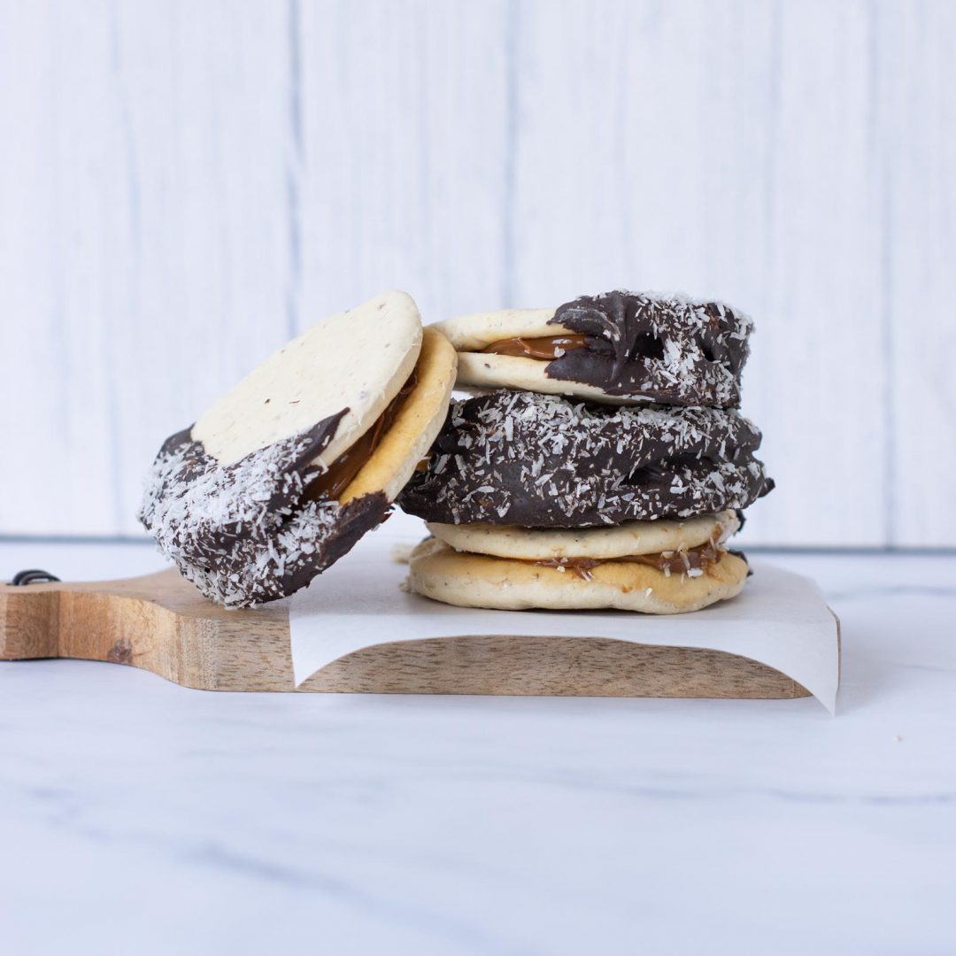 Alfajor manjar chocolate coco - Healthy Bakery